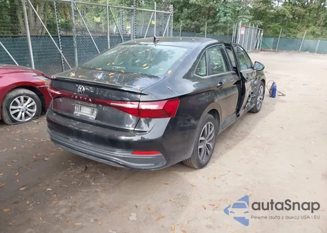 2025 Volkswagen Jetta Se z USA, uszkodzony, nr VIN 3VW7X7BU4SM017772